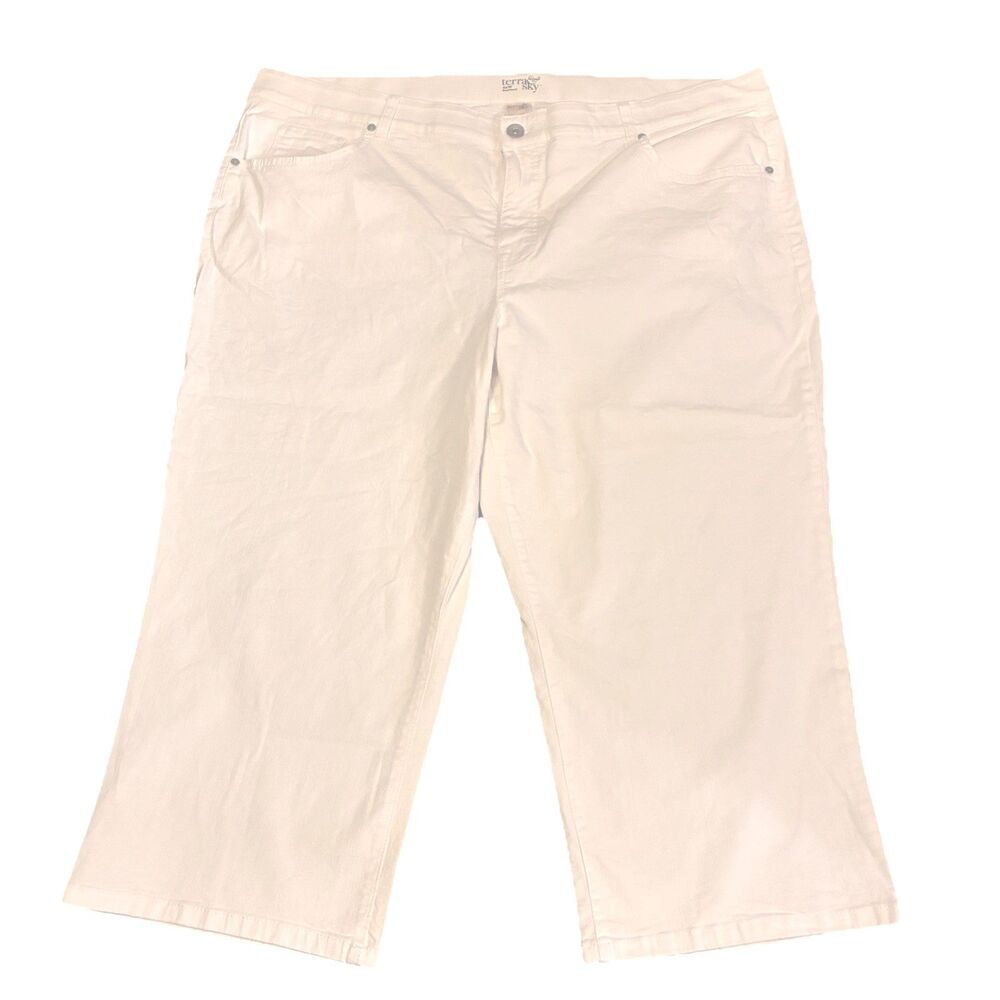 Terra & Sky White Capri Lightweight Jeans. Size 24W Boyfriend Style.
